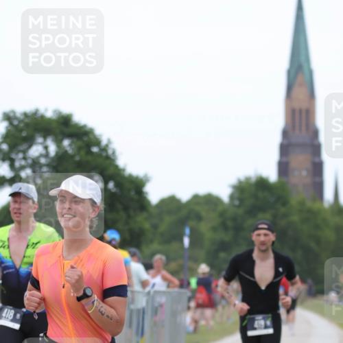 22.06.2025 - Viking Triathlon H.Heesch http://msf.ph/oto/8095387 22.06.2025 15:27:26 Laufen 130, 418, 419 meine-sportfotos.de
