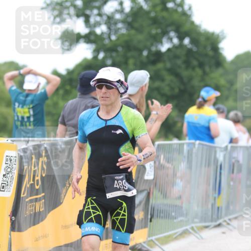 22.06.2025 - Viking Triathlon H.Heesch http://msf.ph/oto/8095398 22.06.2025 15:27:45 Laufen 61, 313, 489 meine-sportfotos.de