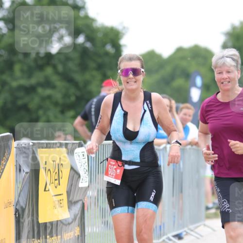 22.06.2025 - Viking Triathlon H.Heesch http://msf.ph/oto/8095457 22.06.2025 16:10:12 Laufen 605 meine-sportfotos.de