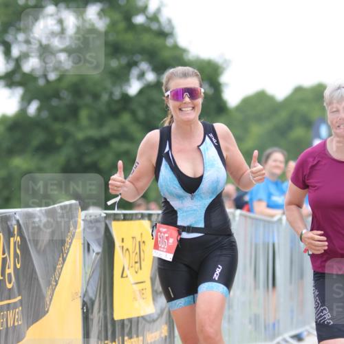 22.06.2025 - Viking Triathlon H.Heesch http://msf.ph/oto/8095500 22.06.2025 16:10:12 Laufen 605 meine-sportfotos.de