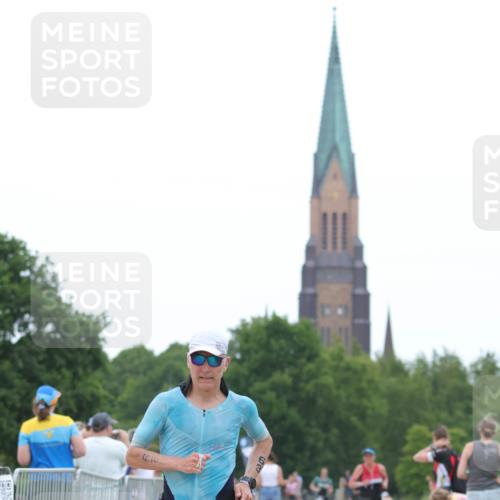 22.06.2025 - Viking Triathlon H.Heesch http://msf.ph/oto/8095528 22.06.2025 15:28:48 Laufen 68 meine-sportfotos.de
