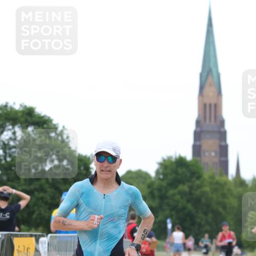 22.06.2025 - Viking Triathlon H.Heesch http://msf.ph/oto/8095540 22.06.2025 15:28:49 Laufen 68 meine-sportfotos.de