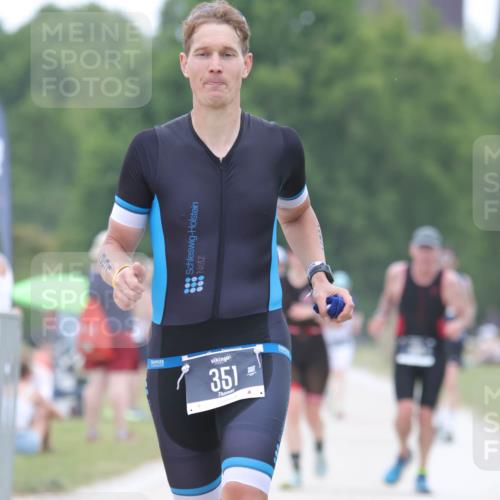 22.06.2025 - Viking Triathlon H.Heesch http://msf.ph/oto/8095601 22.06.2025 15:29:33 Laufen 168, 351 meine-sportfotos.de