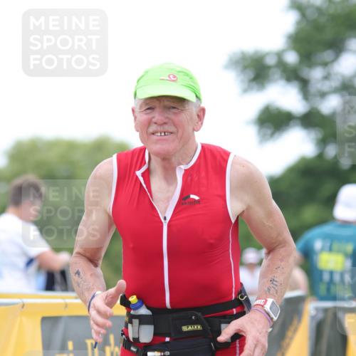 22.06.2025 - Viking Triathlon H.Heesch http://msf.ph/oto/8095846 22.06.2025 15:30:46 Laufen 160, 269 meine-sportfotos.de