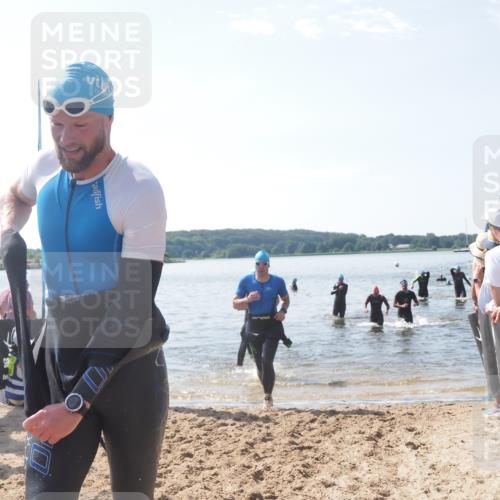 22.06.2025 - Viking Triathlon MichiJ http://msf.ph/oto/8095847 22.06.2025 10:41:14 Schwimmen 94, 153, 314, 376, 390, 496, 631 meine-sportfotos.de