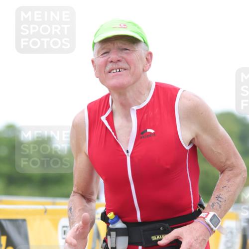 22.06.2025 - Viking Triathlon H.Heesch http://msf.ph/oto/8095905 22.06.2025 15:30:46 Laufen 160, 269 meine-sportfotos.de
