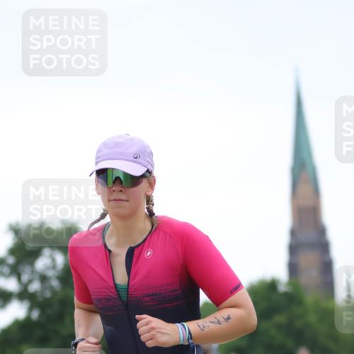 22.06.2025 - Viking Triathlon H.Heesch http://msf.ph/oto/8095907 22.06.2025 16:11:11 Laufen 60, 473 meine-sportfotos.de