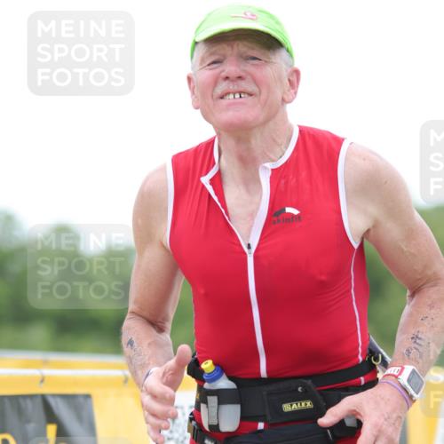 22.06.2025 - Viking Triathlon H.Heesch http://msf.ph/oto/8095914 22.06.2025 15:30:47 Laufen 160, 269 meine-sportfotos.de
