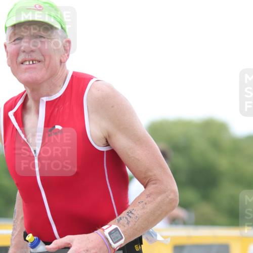 22.06.2025 - Viking Triathlon H.Heesch http://msf.ph/oto/8095962 22.06.2025 15:30:47 Laufen 160, 269 meine-sportfotos.de