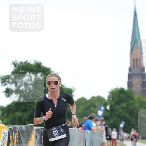 22.06.2025 - Viking Triathlon H.Heesch http://msf.ph/oto/8095976 22.06.2025 16:11:18 Laufen 60 meine-sportfotos.de