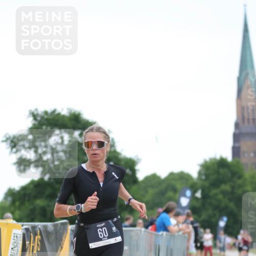 22.06.2025 - Viking Triathlon H.Heesch http://msf.ph/oto/8095988 22.06.2025 16:11:18 Laufen 60 meine-sportfotos.de
