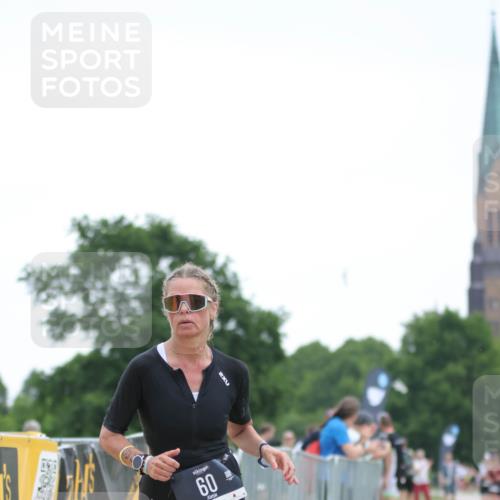 22.06.2025 - Viking Triathlon H.Heesch http://msf.ph/oto/8095990 22.06.2025 16:11:18 Laufen 60 meine-sportfotos.de
