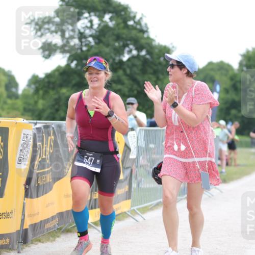 22.06.2025 - Viking Triathlon H.Heesch http://msf.ph/oto/8096040 22.06.2025 16:11:33 Laufen 547 meine-sportfotos.de