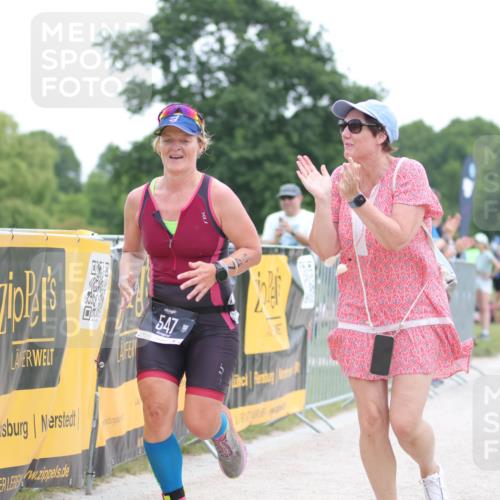 22.06.2025 - Viking Triathlon H.Heesch http://msf.ph/oto/8096069 22.06.2025 16:11:33 Laufen 547 meine-sportfotos.de