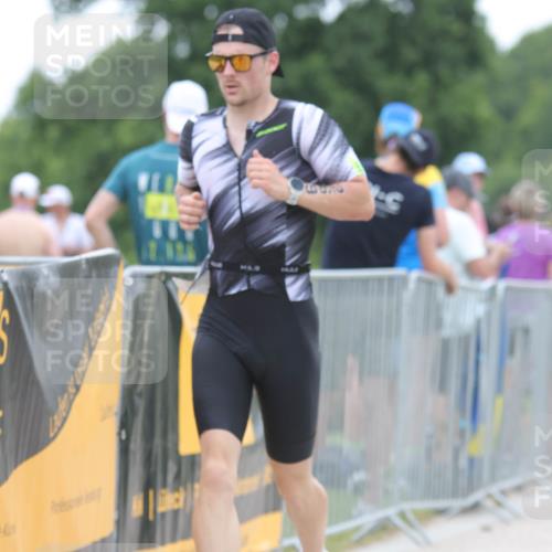 22.06.2025 - Viking Triathlon H.Heesch http://msf.ph/oto/8096086 22.06.2025 15:30:50 Laufen 160, 269 meine-sportfotos.de