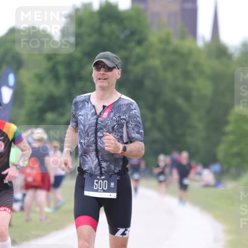 22.06.2025 - Viking Triathlon H.Heesch http://msf.ph/oto/8096147 22.06.2025 15:31:02 Laufen 425, 500 meine-sportfotos.de