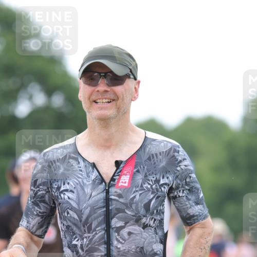 22.06.2025 - Viking Triathlon H.Heesch http://msf.ph/oto/8096189 22.06.2025 15:31:04 Laufen 425, 500 meine-sportfotos.de