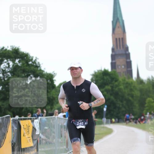 22.06.2025 - Viking Triathlon H.Heesch http://msf.ph/oto/8096220 22.06.2025 16:12:03 Laufen 246 meine-sportfotos.de