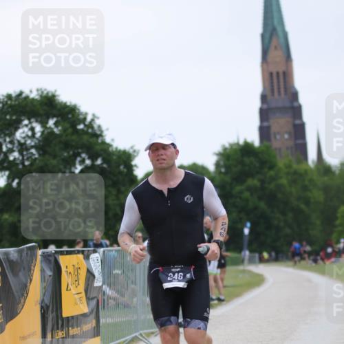 22.06.2025 - Viking Triathlon H.Heesch http://msf.ph/oto/8096229 22.06.2025 16:12:04 Laufen 246 meine-sportfotos.de