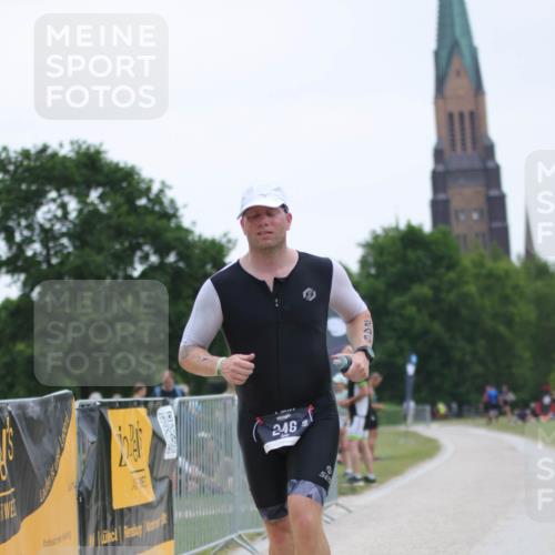 22.06.2025 - Viking Triathlon H.Heesch http://msf.ph/oto/8096234 22.06.2025 16:12:04 Laufen 246 meine-sportfotos.de