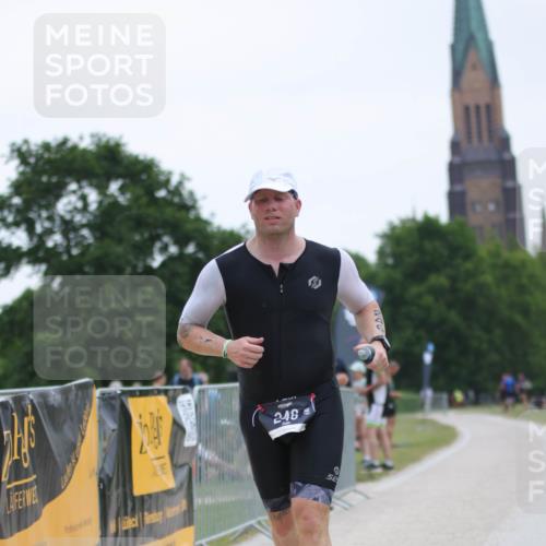 22.06.2025 - Viking Triathlon H.Heesch http://msf.ph/oto/8096236 22.06.2025 16:12:04 Laufen 246 meine-sportfotos.de