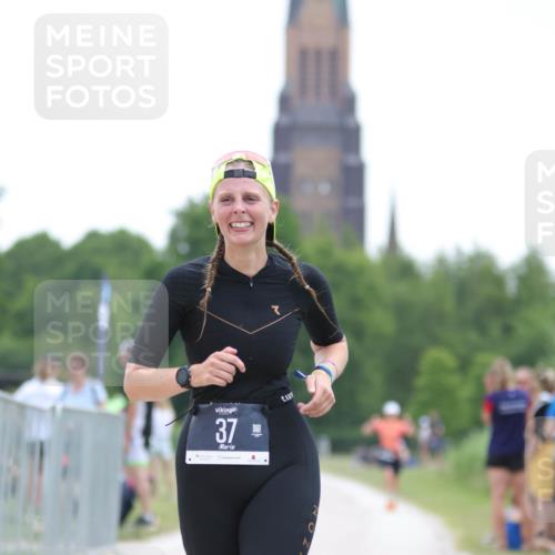 22.06.2025 - Viking Triathlon H.Heesch http://msf.ph/oto/8096256 22.06.2025 16:12:57 Laufen 37 meine-sportfotos.de