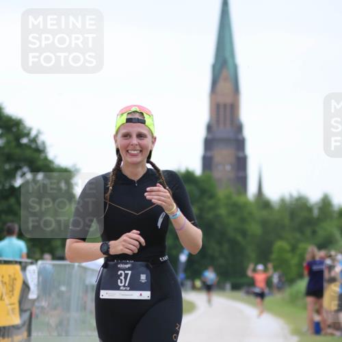 22.06.2025 - Viking Triathlon H.Heesch http://msf.ph/oto/8096286 22.06.2025 16:12:58 Laufen 37 meine-sportfotos.de