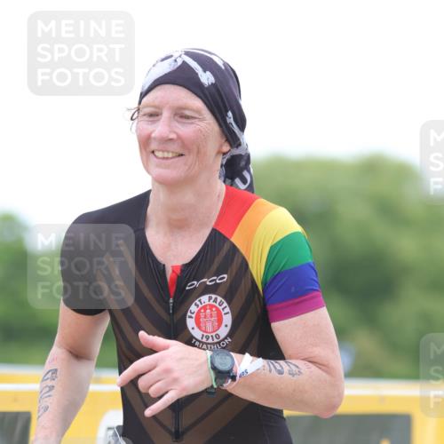 22.06.2025 - Viking Triathlon H.Heesch http://msf.ph/oto/8096288 22.06.2025 15:31:07 Laufen 425, 500 meine-sportfotos.de