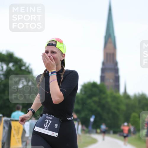 22.06.2025 - Viking Triathlon H.Heesch http://msf.ph/oto/8096299 22.06.2025 16:12:58 Laufen 37 meine-sportfotos.de