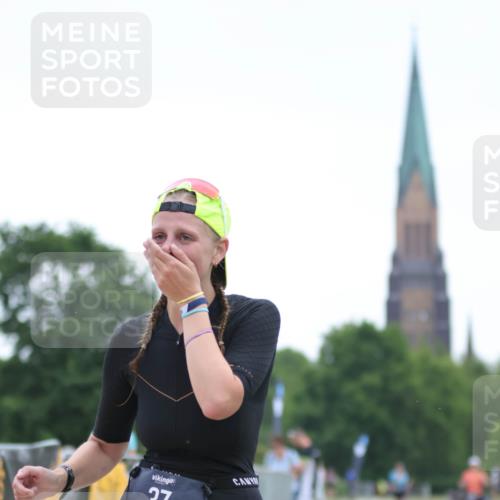 22.06.2025 - Viking Triathlon H.Heesch http://msf.ph/oto/8096306 22.06.2025 16:12:59 Laufen 37 meine-sportfotos.de