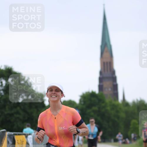 22.06.2025 - Viking Triathlon H.Heesch http://msf.ph/oto/8096335 22.06.2025 16:13:12 Laufen 130, 467 meine-sportfotos.de