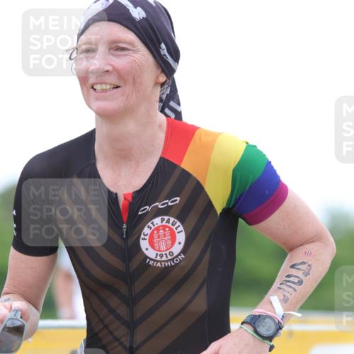 22.06.2025 - Viking Triathlon H.Heesch http://msf.ph/oto/8096341 22.06.2025 15:31:07 Laufen 425, 500 meine-sportfotos.de