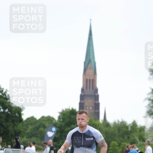 22.06.2025 - Viking Triathlon H.Heesch http://msf.ph/oto/8096392 22.06.2025 16:13:28 Laufen 76 meine-sportfotos.de