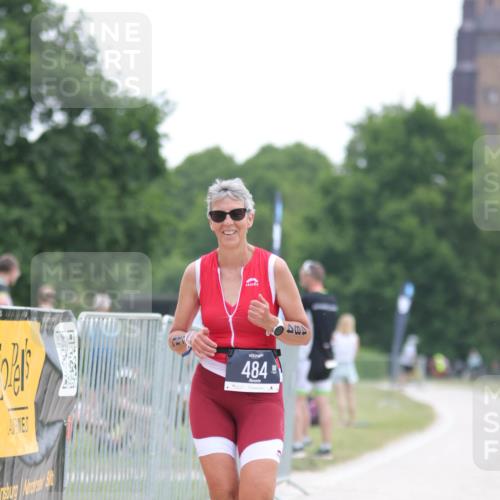 22.06.2025 - Viking Triathlon H.Heesch http://msf.ph/oto/8096450 22.06.2025 16:14:11 Laufen 484 meine-sportfotos.de
