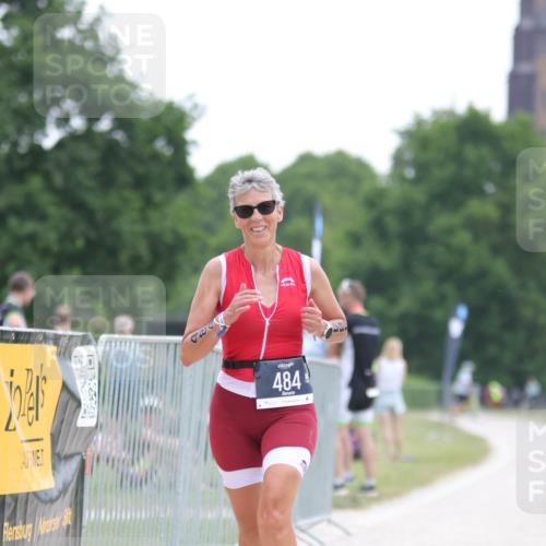22.06.2025 - Viking Triathlon H.Heesch http://msf.ph/oto/8096453 22.06.2025 16:14:12 Laufen 484 meine-sportfotos.de