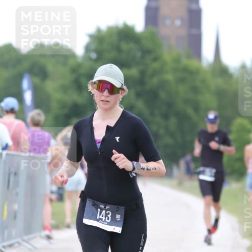 22.06.2025 - Viking Triathlon H.Heesch http://msf.ph/oto/8096459 22.06.2025 15:31:35 Laufen 143, 331, 410 meine-sportfotos.de