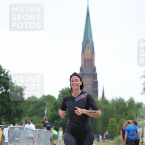 22.06.2025 - Viking Triathlon H.Heesch http://msf.ph/oto/8096529 22.06.2025 16:14:32 Laufen 408 meine-sportfotos.de