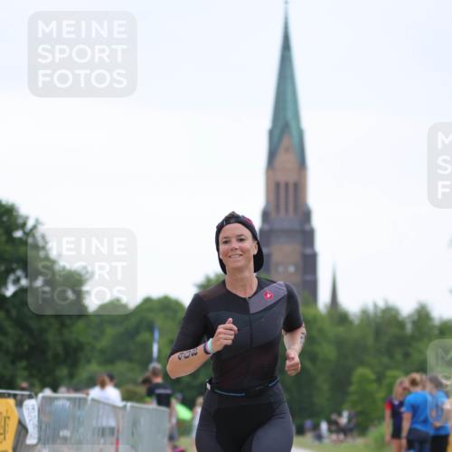 22.06.2025 - Viking Triathlon H.Heesch http://msf.ph/oto/8096540 22.06.2025 16:14:32 Laufen 408 meine-sportfotos.de