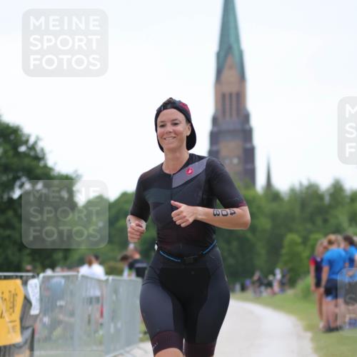22.06.2025 - Viking Triathlon H.Heesch http://msf.ph/oto/8096560 22.06.2025 16:14:32 Laufen 408 meine-sportfotos.de