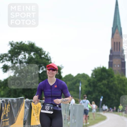 22.06.2025 - Viking Triathlon H.Heesch http://msf.ph/oto/8096629 22.06.2025 16:16:07 Laufen 168 meine-sportfotos.de