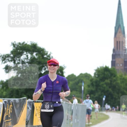 22.06.2025 - Viking Triathlon H.Heesch http://msf.ph/oto/8096632 22.06.2025 16:16:07 Laufen 168 meine-sportfotos.de