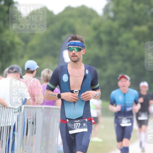 22.06.2025 - Viking Triathlon H.Heesch http://msf.ph/oto/8096656 22.06.2025 15:32:05 Laufen 177 meine-sportfotos.de