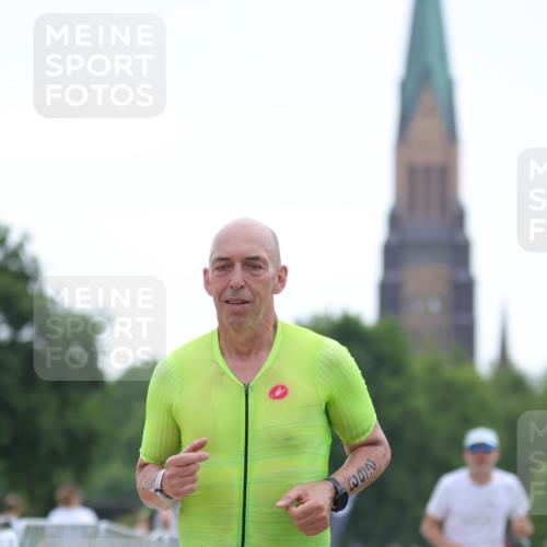 22.06.2025 - Viking Triathlon H.Heesch http://msf.ph/oto/8096686 22.06.2025 16:16:34 Laufen 263, 459 meine-sportfotos.de
