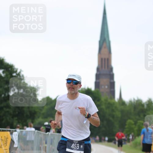 22.06.2025 - Viking Triathlon H.Heesch http://msf.ph/oto/8096688 22.06.2025 16:16:38 Laufen 263, 459 meine-sportfotos.de