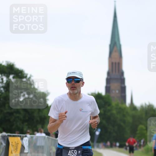 22.06.2025 - Viking Triathlon H.Heesch http://msf.ph/oto/8096702 22.06.2025 16:16:38 Laufen 263, 459 meine-sportfotos.de