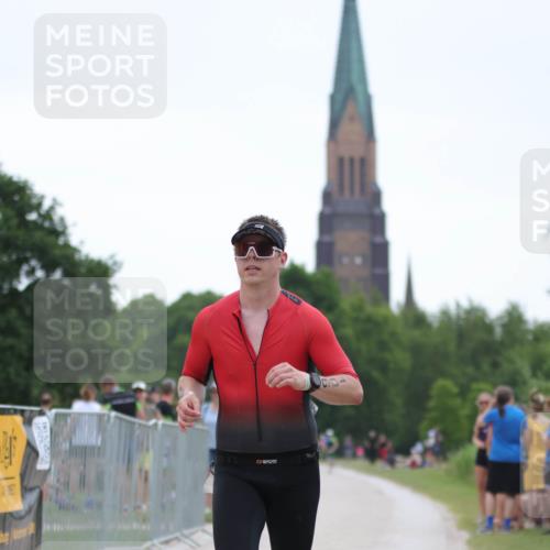 22.06.2025 - Viking Triathlon H.Heesch http://msf.ph/oto/8096785 22.06.2025 16:16:52 Laufen 106 meine-sportfotos.de