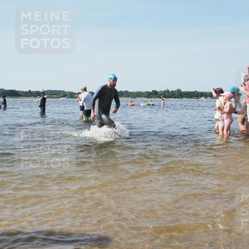 22.06.2025 - Viking Triathlon KatJ http://msf.ph/oto/8096803 22.06.2025 10:31:16 Schwimmen 8, 216, 236, 237, 311, 330, 549 meine-sportfotos.de