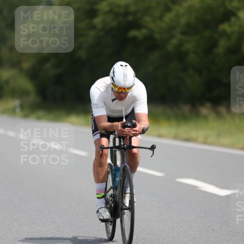 22.06.2025 - Viking Triathlon Yannick Fuchs http://msf.ph/oto/8096818 22.06.2025 11:59:25 Radfahren 2, 7, 87, 193, 196, 301, 611, 627, 661 meine-sportfotos.de