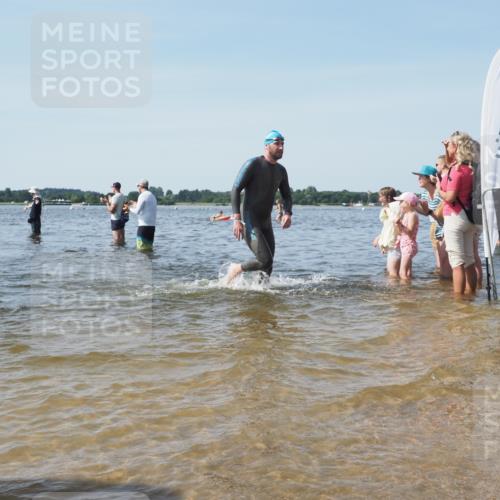 22.06.2025 - Viking Triathlon KatJ http://msf.ph/oto/8096844 22.06.2025 10:31:17 Schwimmen 8, 216, 236, 237, 311, 330, 549 meine-sportfotos.de