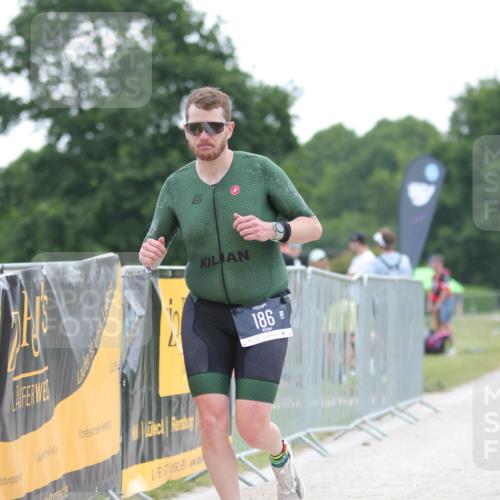 22.06.2025 - Viking Triathlon H.Heesch http://msf.ph/oto/8096879 22.06.2025 16:18:11 Laufen 186 meine-sportfotos.de